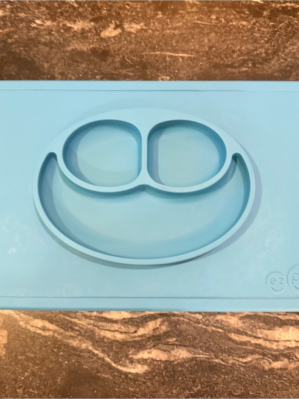 EZ PZ Happy Mat - blue Silicone Suction Plate